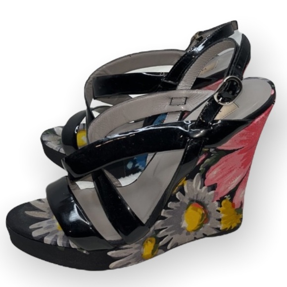 Valentino Black Patent & Floral Print Wedge Slingback Sandals Sz. 39.5/ 9. EUC - Picture 6 of 16